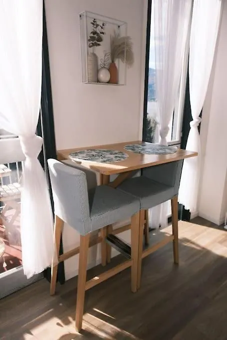 Studio With Lake And Montains Views Free Parking Luino Apartment