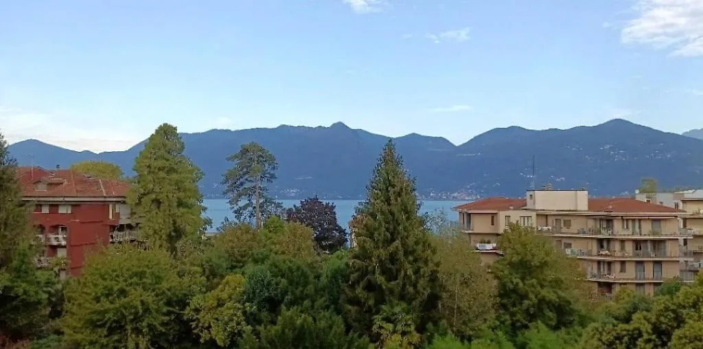 Studio With Lake And Montains Views Free Parking location