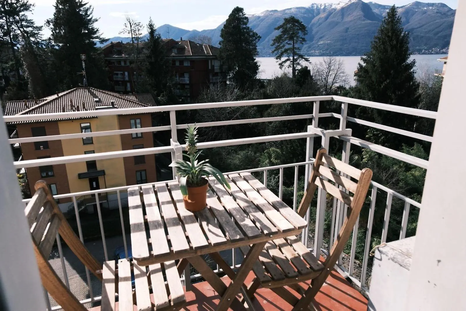 Apartment Studio With Lake And Montains Views Free Parking Luino